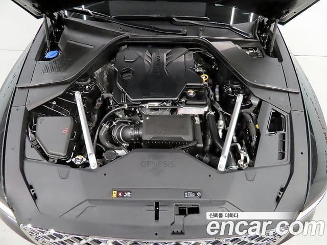 Genesis Electrified G80 2023 — ფოტო 18/20