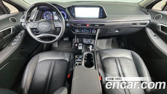 Hyundai Sonata 2022 — ფოტო 6/20