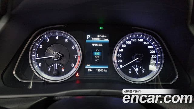 Hyundai Sonata 2022 — ფოტო 7/20