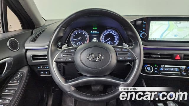 Hyundai Sonata 2022 — ფოტო 12/20