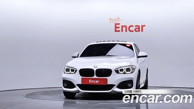 BMW 1 Series 2018 — Şəkil 18/20
