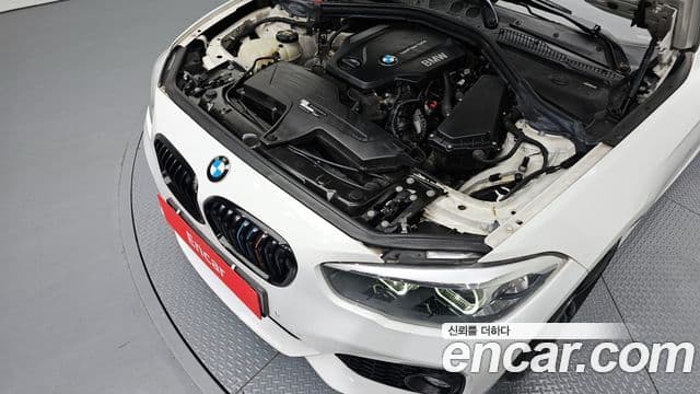 BMW 1 Series 2018 — Şəkil 16/20