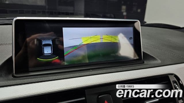 BMW 1 Series 2018 — Şəkil 9/20