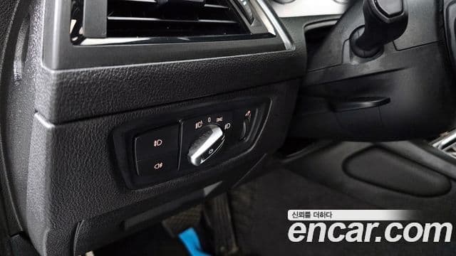 BMW 1 Series 2018 — Şəkil 13/20