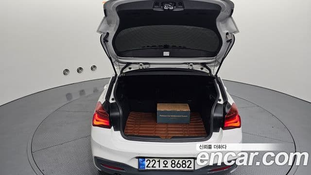 BMW 1 Series 2018 — Şəkil 2/20