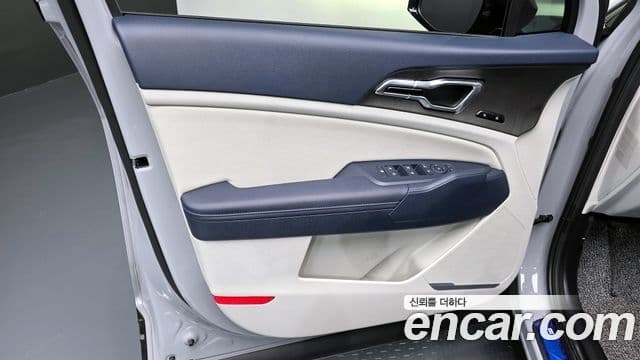Kia Sportage 2025 — Şəkil 12/33