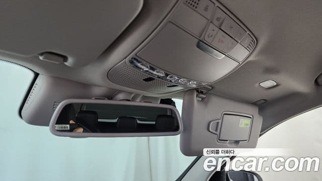 Mercedes-Benz GLC-Class 2019 — Şəkil 17/20