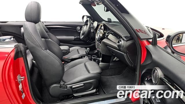 Mini Cooper Convertible 2024 — ფოტო 11/20