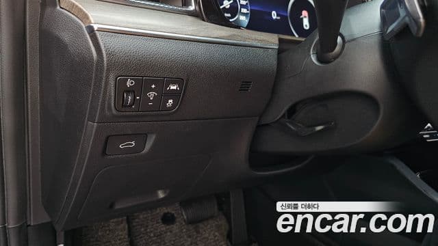 Kia K5 2021 — ფოტო 14/20