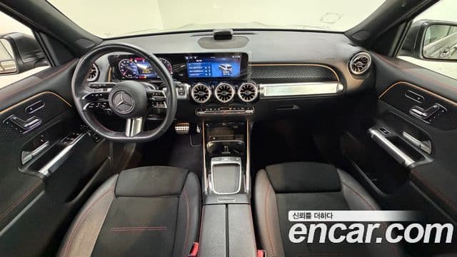 Mercedes-Benz GLB-Class 2025 — Фото 9/20