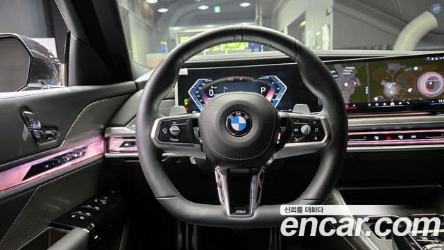BMW 7 Series 2024 — ფოტო 13/20