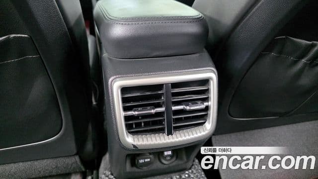 Kia K5 2023 — Şəkil 19/20