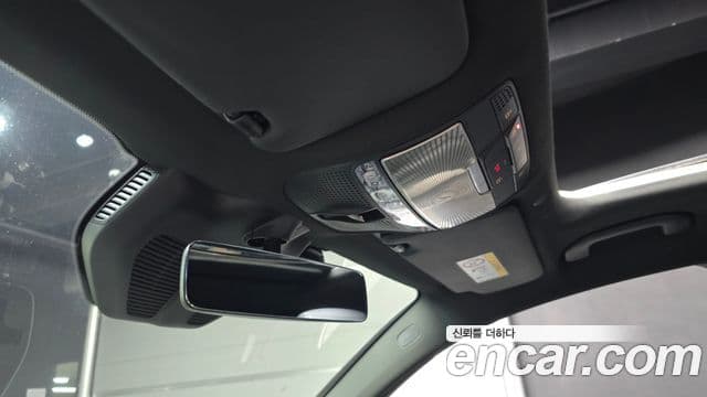 Mercedes-Benz GLC-Class 2021 — Photo 22/30