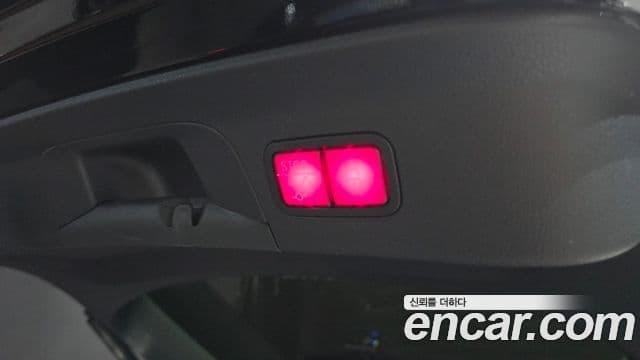 Mercedes-Benz GLC-Class 2021 — Photo 2/30