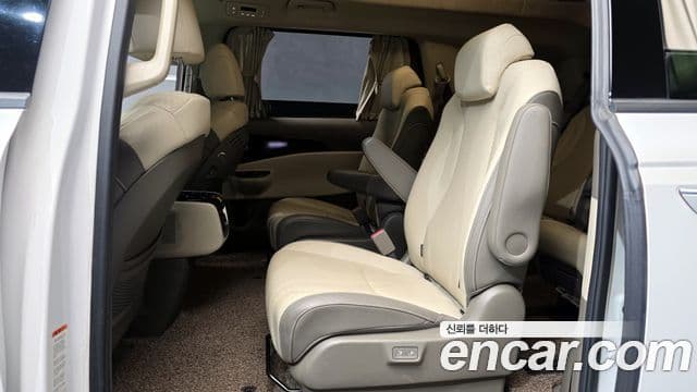 Kia Carnival 2021 — Şəkil 11/20