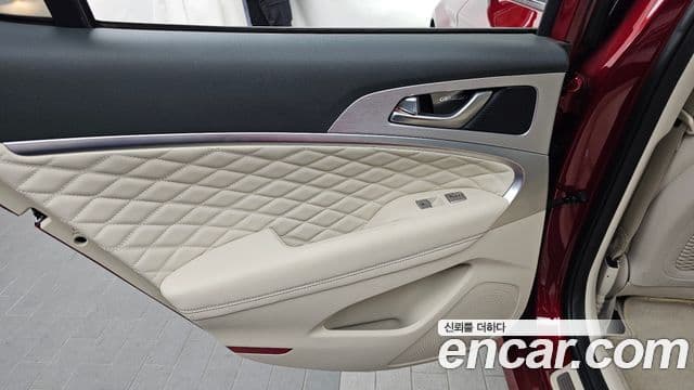 Genesis G70 2018 — Photo 33/35