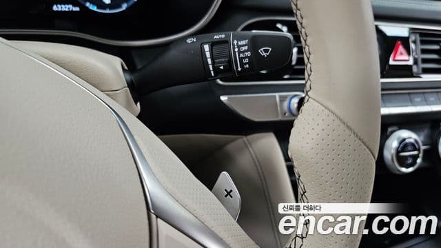Genesis G70 2018 — Photo 18/35