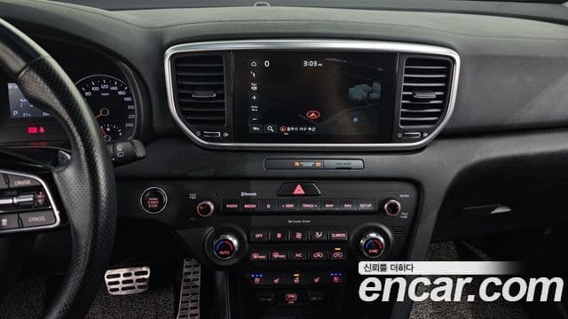 Kia Sportage The Bold 2020 — ფოტო 14/20