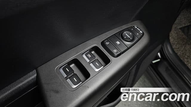Kia Sportage The Bold 2020 — ფოტო 11/30
