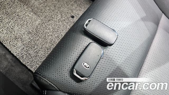 Kia Sportage The Bold 2020 — ფოტო 1/30