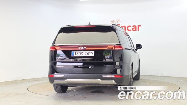 Kia Carnival 2023 — Фото 4/20