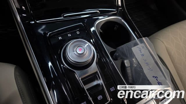 Kia Carnival 2023 — Фото 9/20
