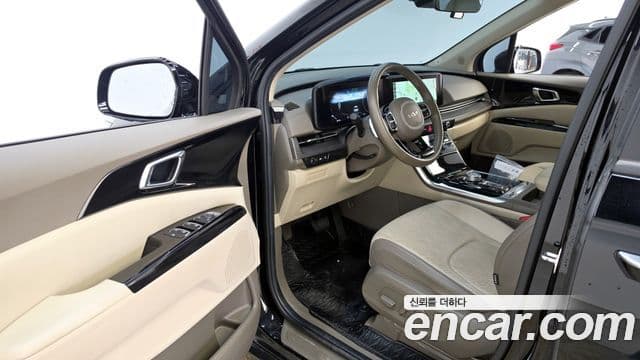 Kia Carnival 2023 — Фото 10/20