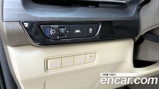 Kia Carnival 2023 — Фото 20/20