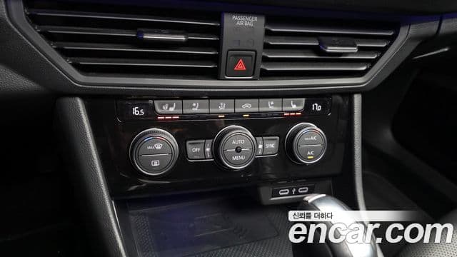 Volkswagen Jetta 2021 — Photo 14/20