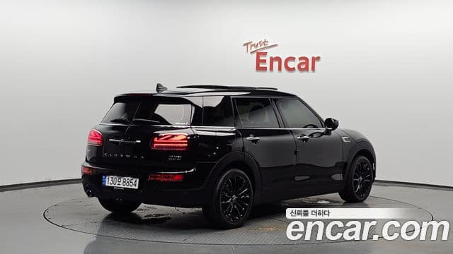 Mini Cooper Clubman 2024 — ფოტო 2/20