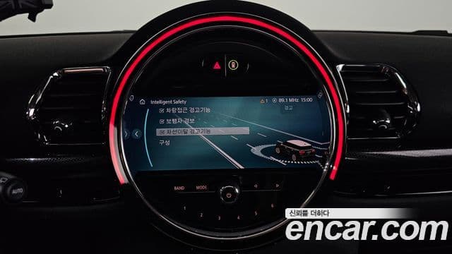 Mini Cooper Clubman 2024 — ფოტო 18/20