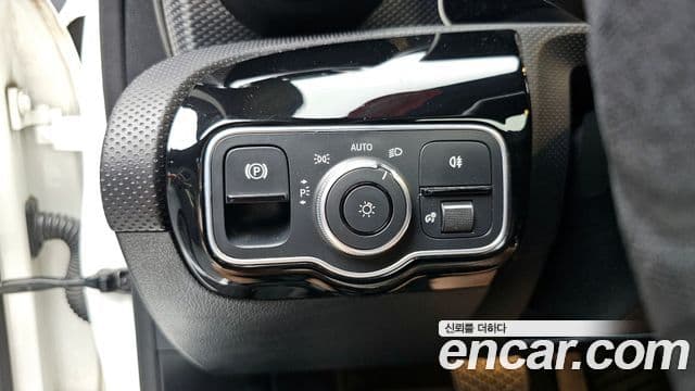 Mercedes-Benz A-Class 2020 — Фото 17/20