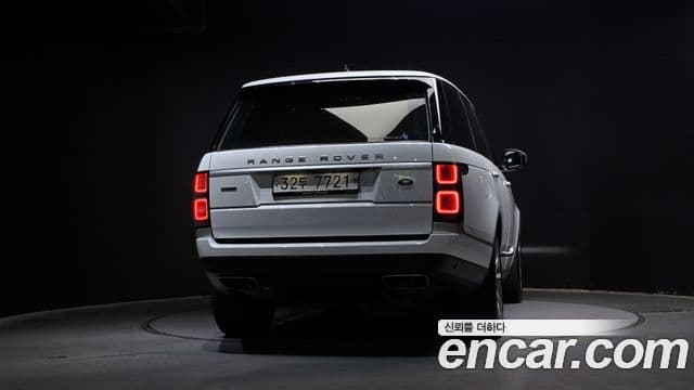 Land Rover Range Rover 2018 — Фото 4/20