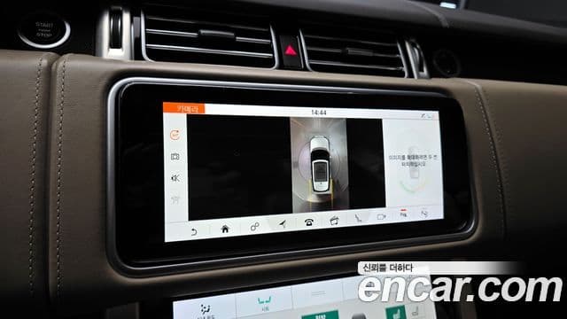 Land Rover Range Rover 2018 — Фото 14/20