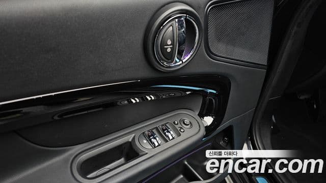 Mini Cooper Countryman 2024 — ფოტო 18/20