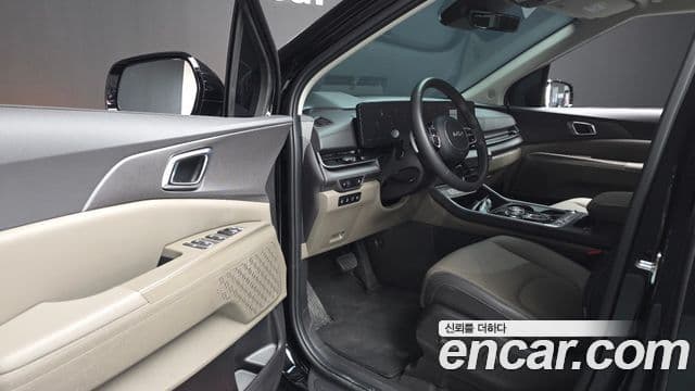 Kia Carnival 2024 — Фото 10/20