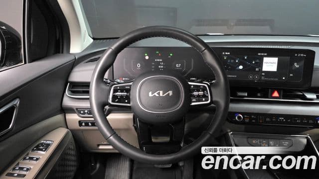 Kia Carnival 2024 — Фото 14/20