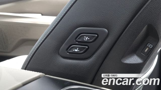 Kia Carnival 2024 — Фото 19/20