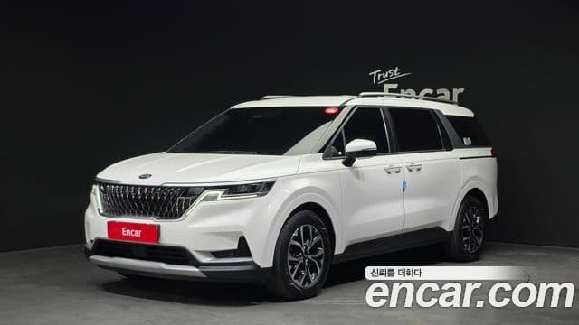 Kia Carnival 2021 — ფოტო 1/20