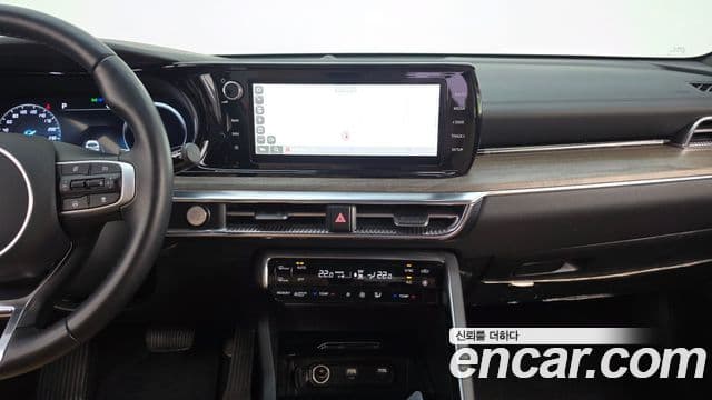 Kia K5 2022 — Şəkil 13/20
