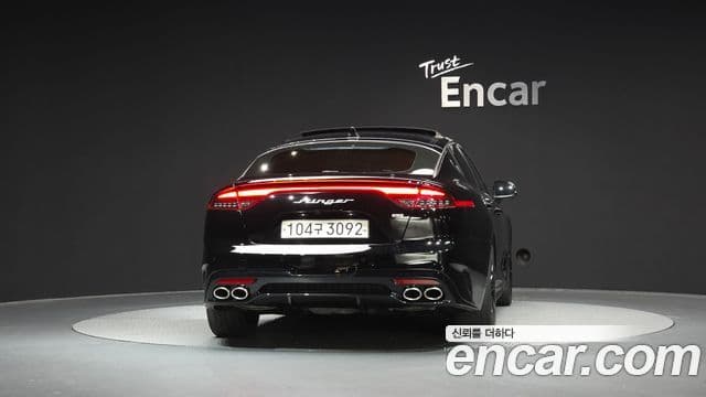 Kia Stinger 2021 — Фото 4/20