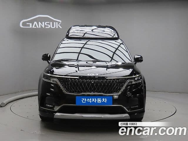 Kia Carnival 2021 — Фото 1/20