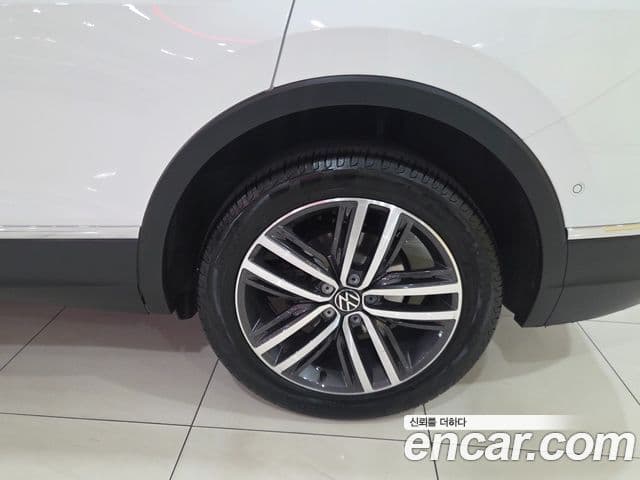 Volkswagen Tiguan Allspace 2023 — Şəkil 5/18