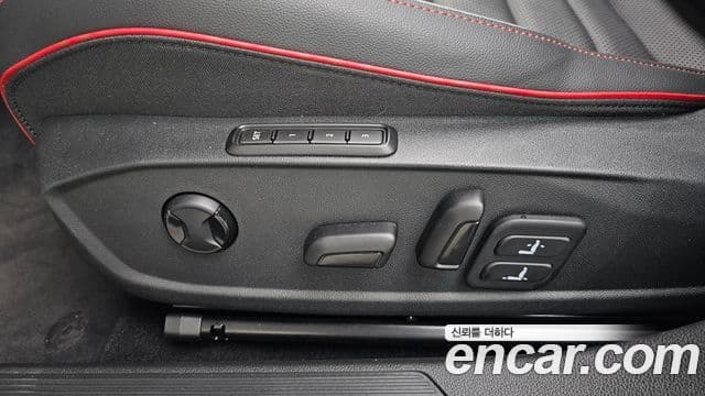 Volkswagen Golf 2024 — ფოტო 15/20