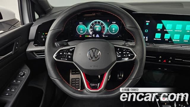 Volkswagen Golf 2024 — ფოტო 17/20