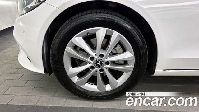 Mercedes-Benz C-Class 2020 — фото 5 из 20