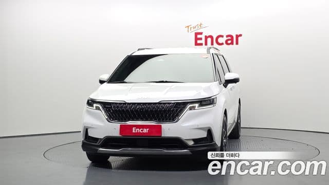 Kia Carnival 2022 — ფოტო 3/20
