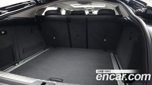 BMW X6 2018 — Photo 11/20