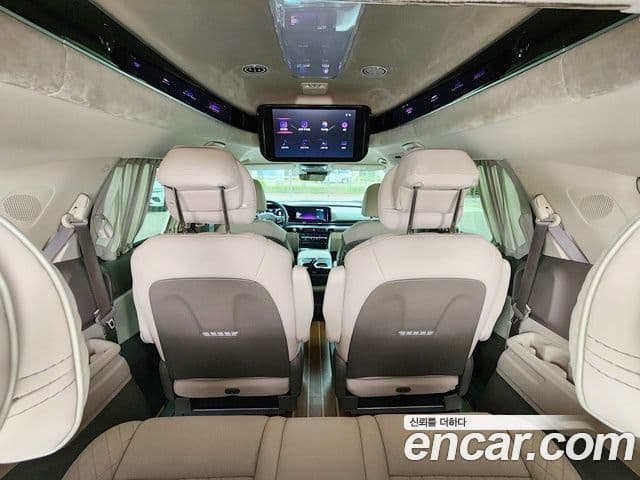 Kia Carnival 2021 — Şəkil 8/20