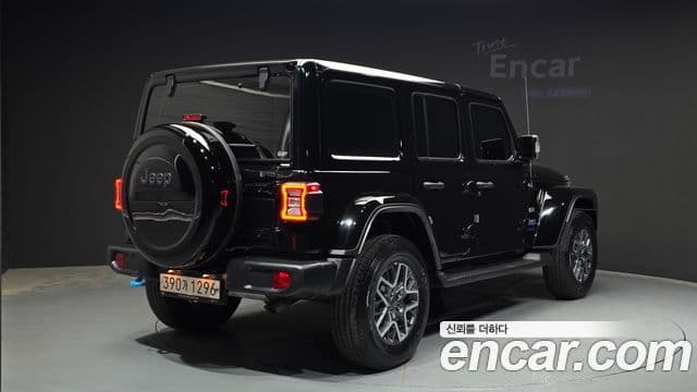 Jeep Wrangler 2022 — Фото 1/20